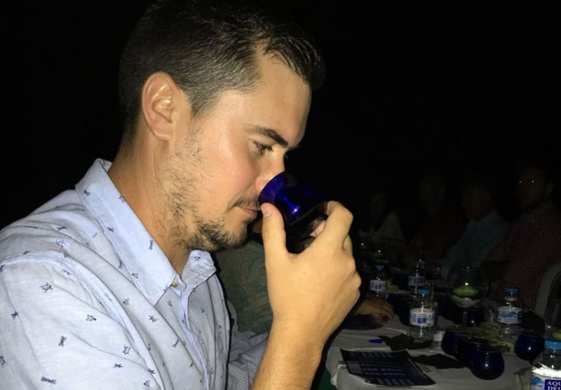 cata de aove nocturna en Porcuna